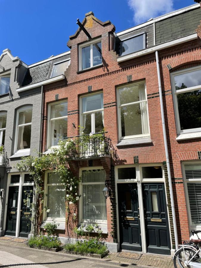 Canal View Stay Amsterdam Exterior photo